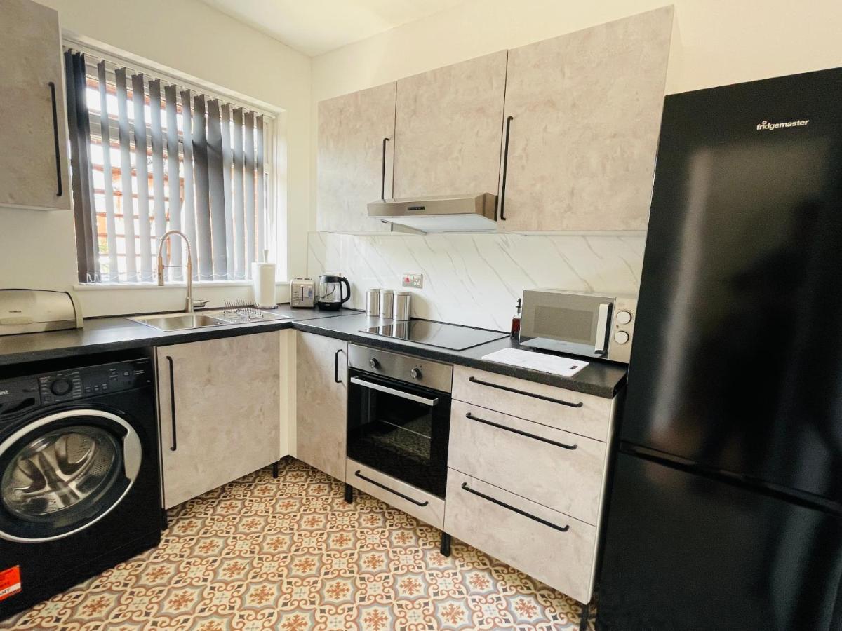 Lovely 2 Bed Apartment, Arnold Town Centre. Nottingham Zewnętrze zdjęcie